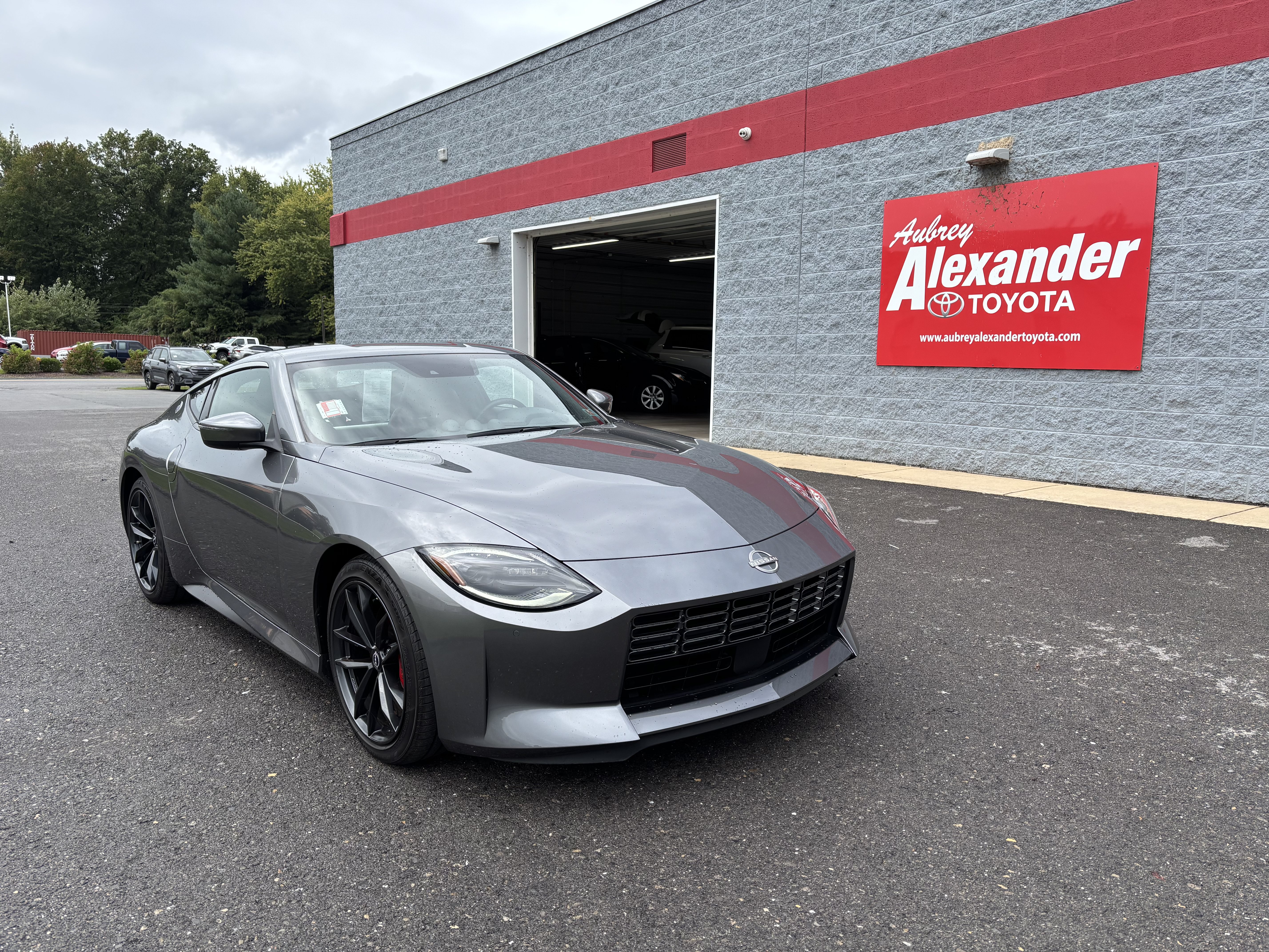 Used 2024 Nissan Z Performance w/ Floor Mat Package