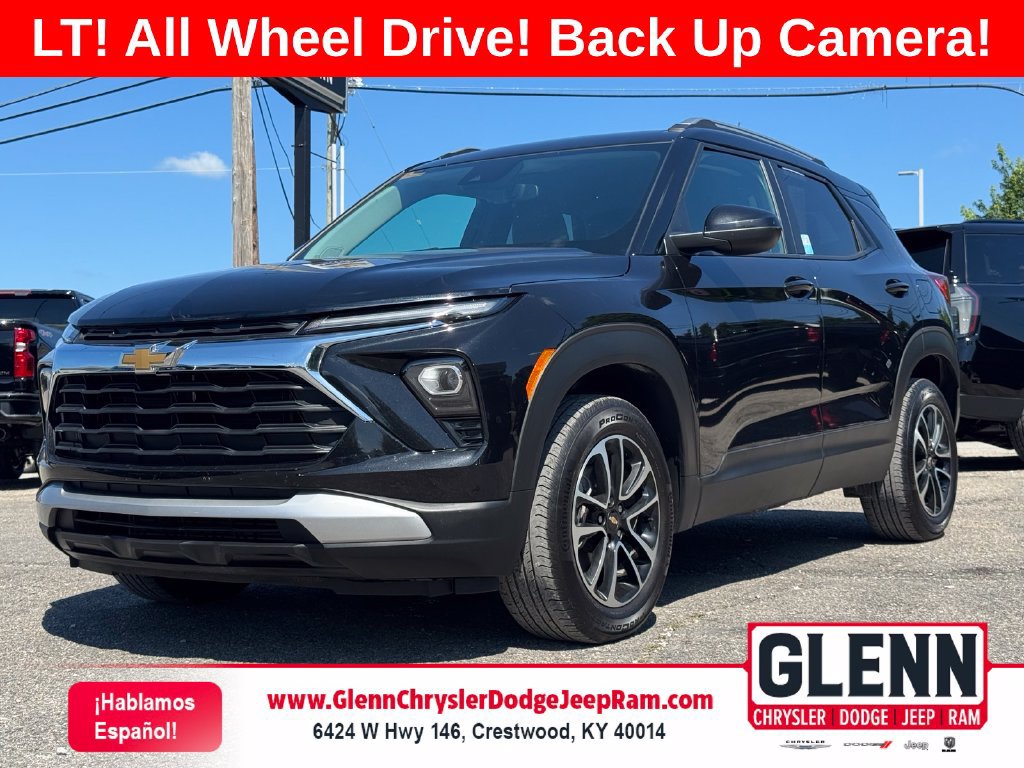 Used 2025 Chevrolet TrailBlazer LT AWD/4WD image 1