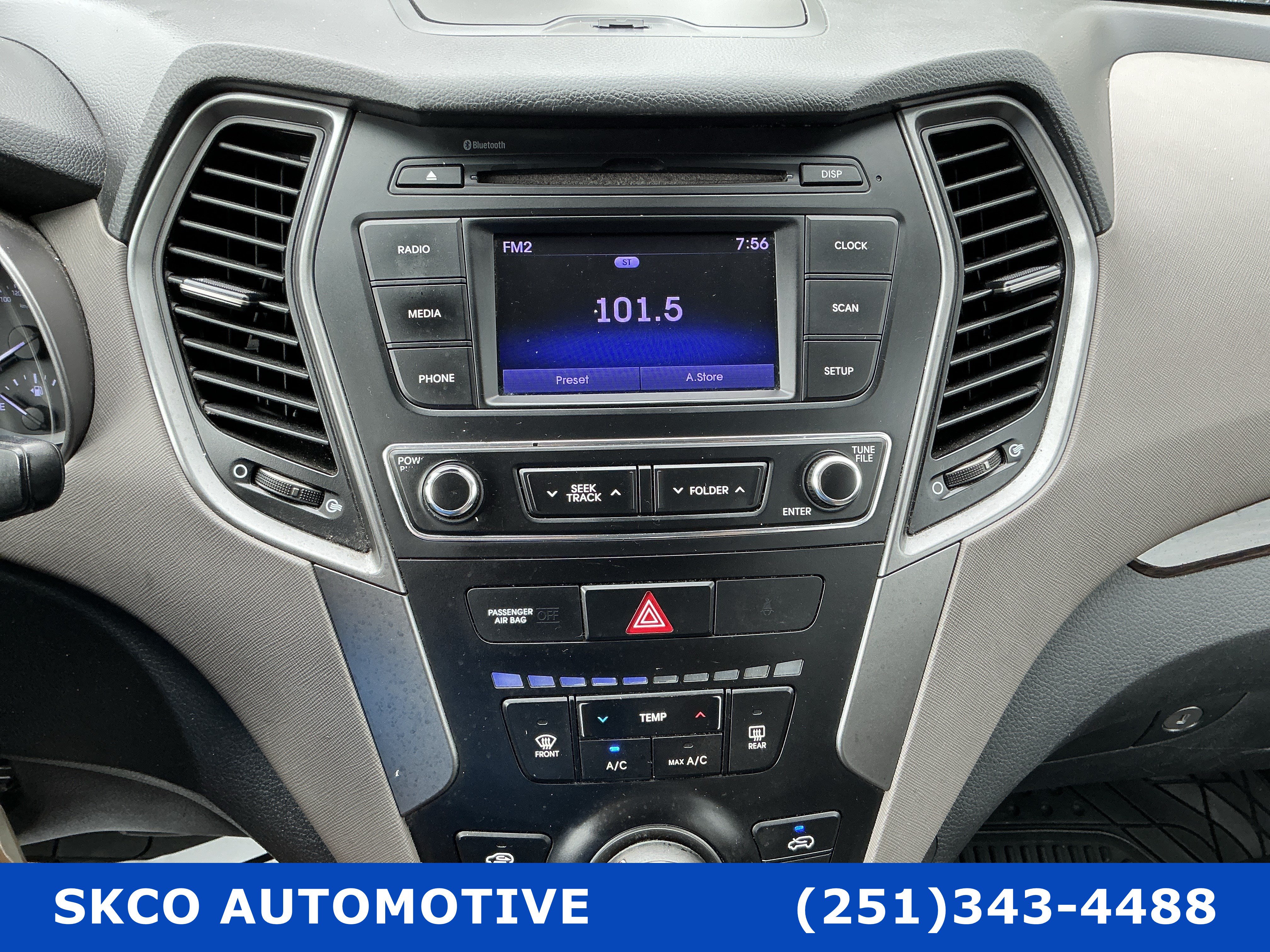 Used 2018 Hyundai Santa Fe Sport FWD image 16