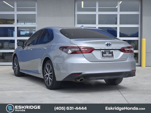 Used 2024 Toyota Camry XLE w/ Cold Weather Package image 5