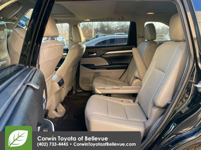 Used 2018 Toyota Highlander XLE image 23