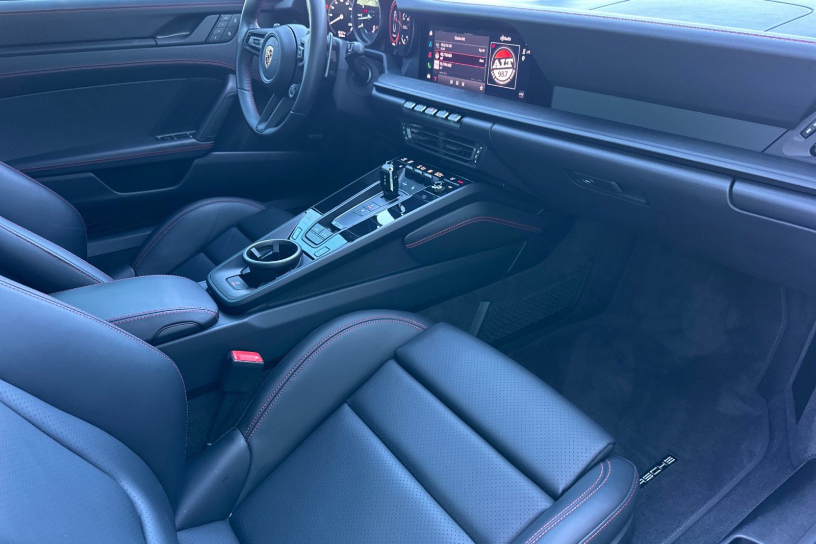 Certified 2024 Porsche 911 Targa 4 GTS AWD/4WD image 16