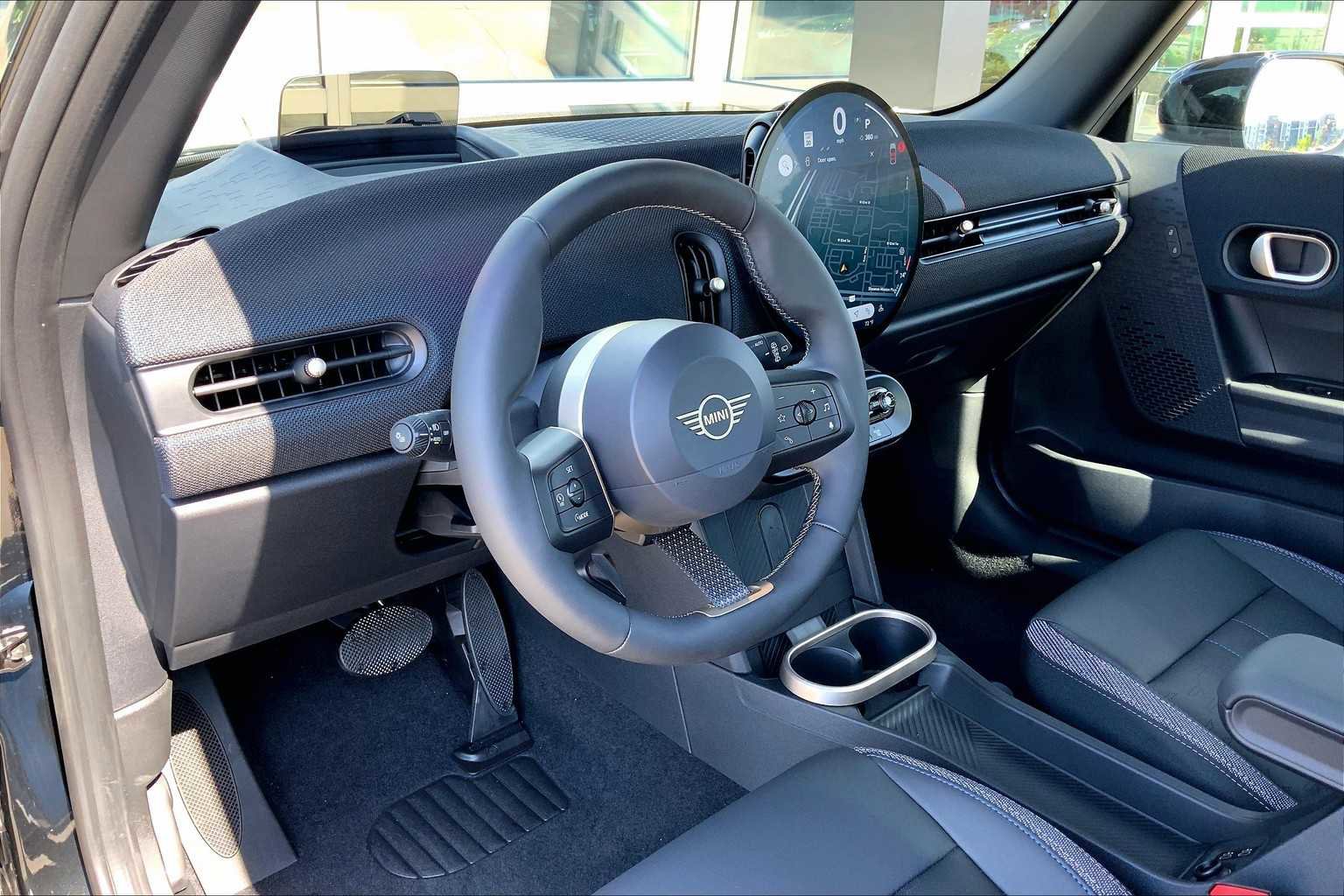 New 2026 MINI Cooper 2-Door Hardtop image 8