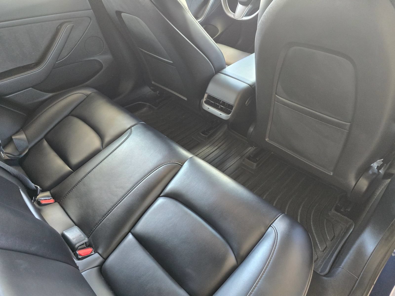Used 2023 Tesla Model 3 Standard Range RWD image 31
