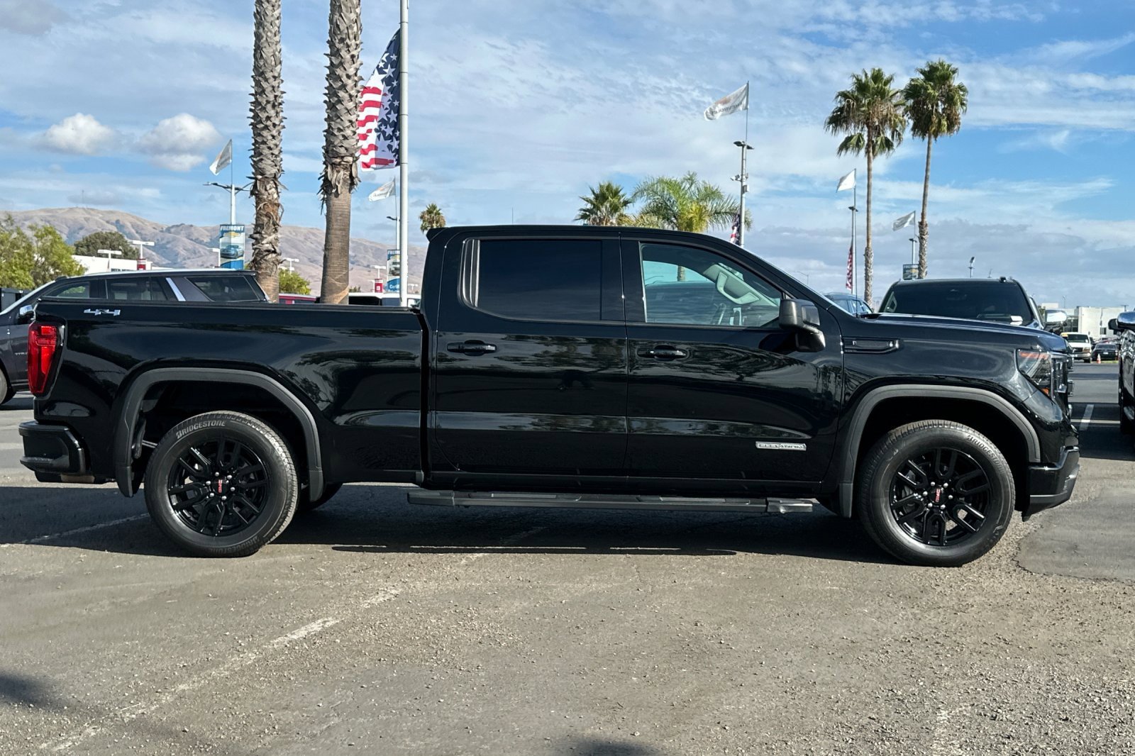 Used 2023 GMC Sierra 1500 Elevation w/ LPO, Elevation Black Package image 3
