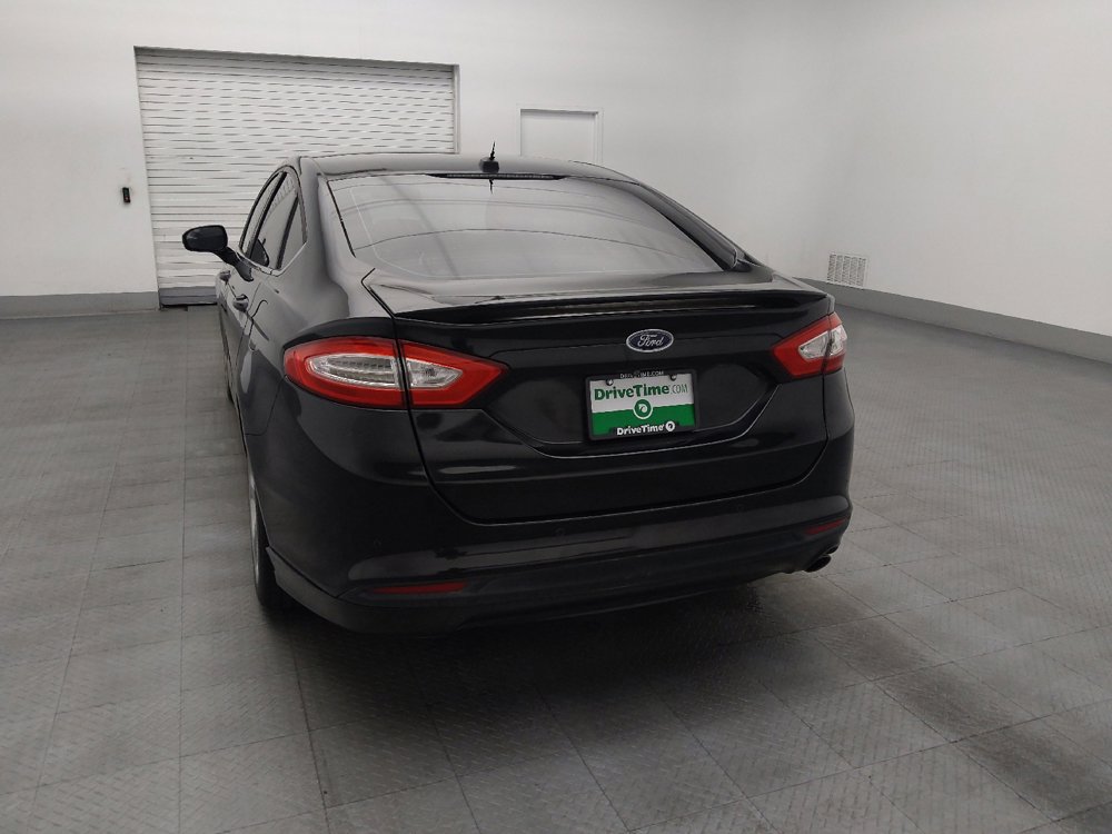 Used 2015 Ford Fusion SE w/ Equipment Group 201A FWD image 6