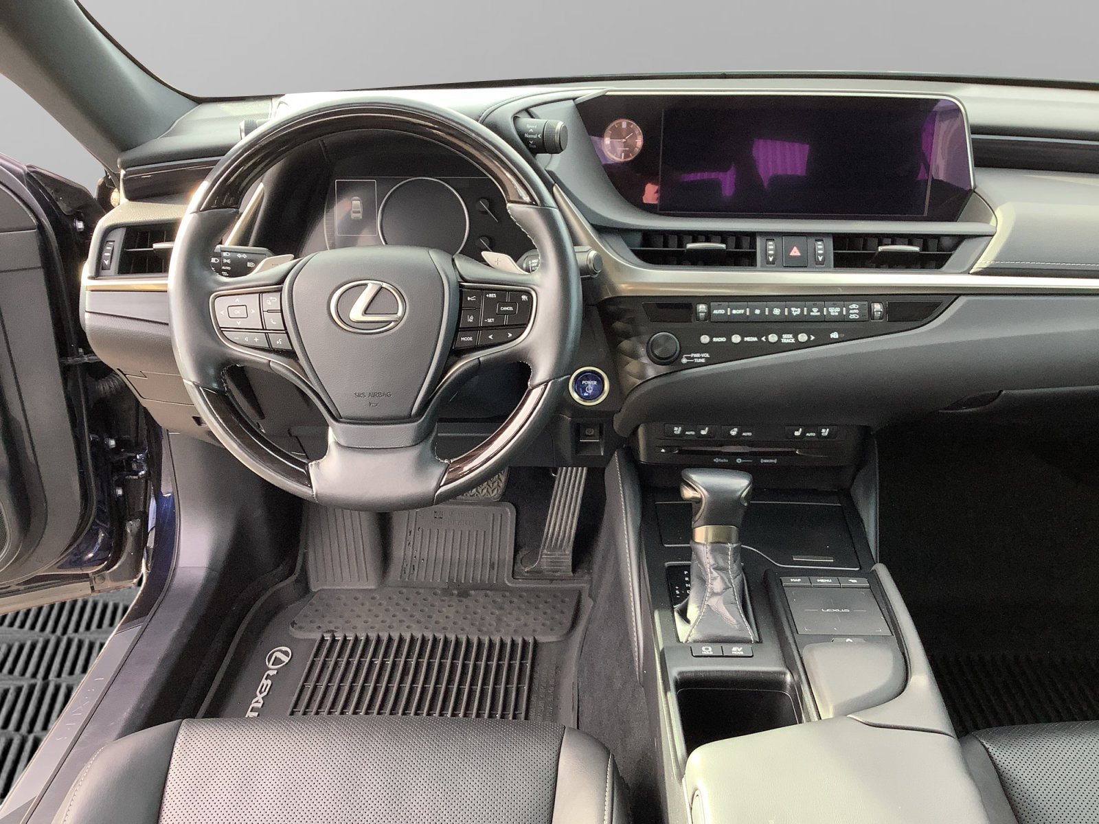 Used 2020 Lexus ES 300h w/ Premium Package image 10