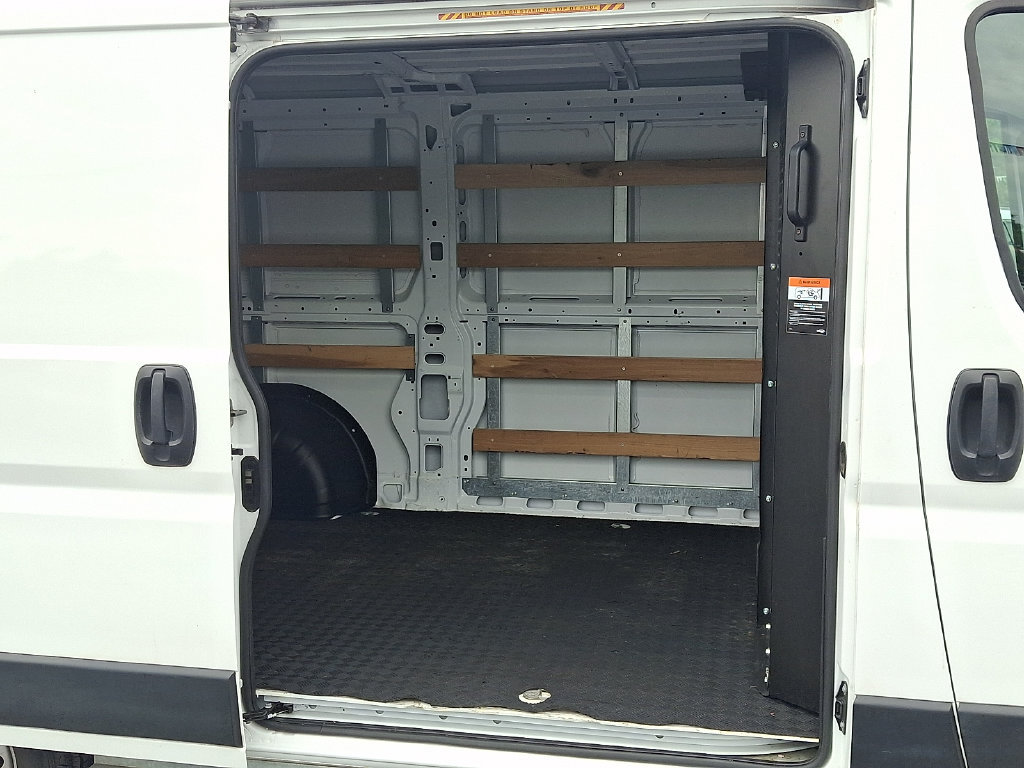 Used 2025 RAM ProMaster 2500 w/ U-Haul Equipment Group FWD image 10