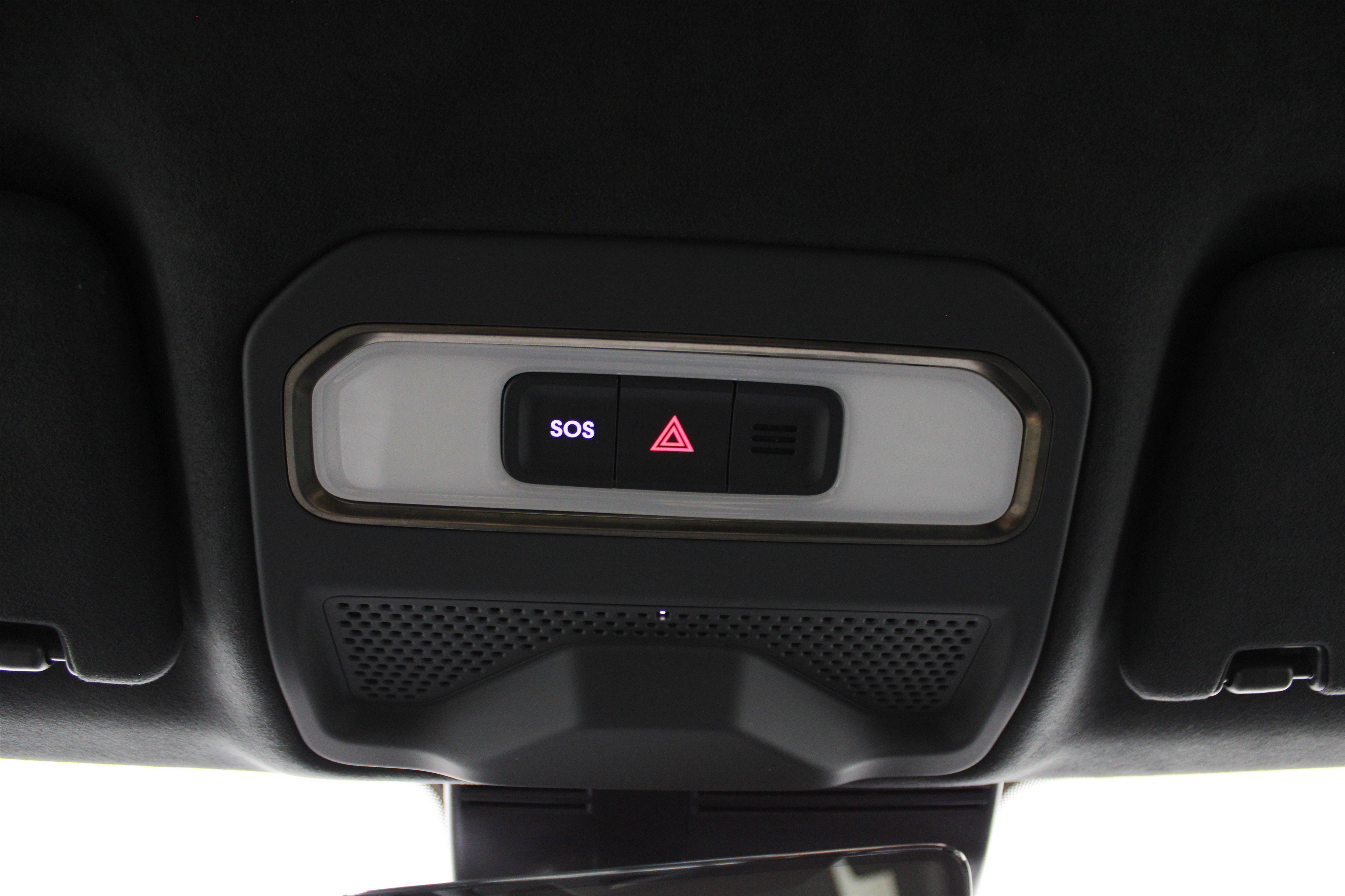 Used 2024 Rivian R1S Adventure image 22