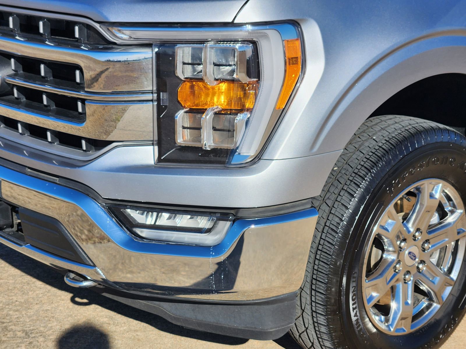 Used 2023 Ford F150 Lariat image 9