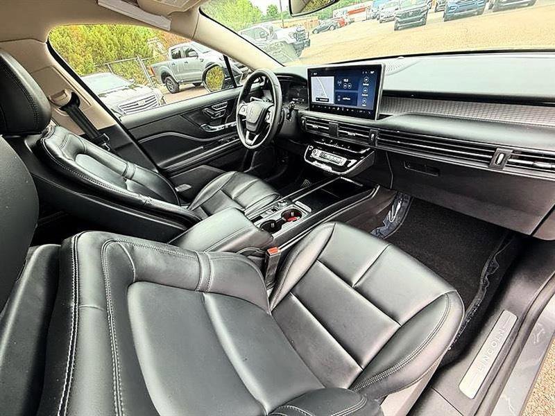 Used 2023 Lincoln Corsair FWD image 21