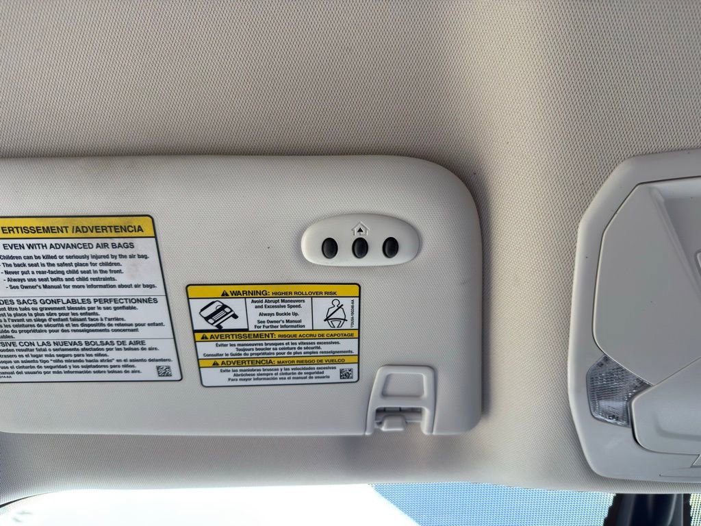 Used 2017 Ford Escape Titanium image 28