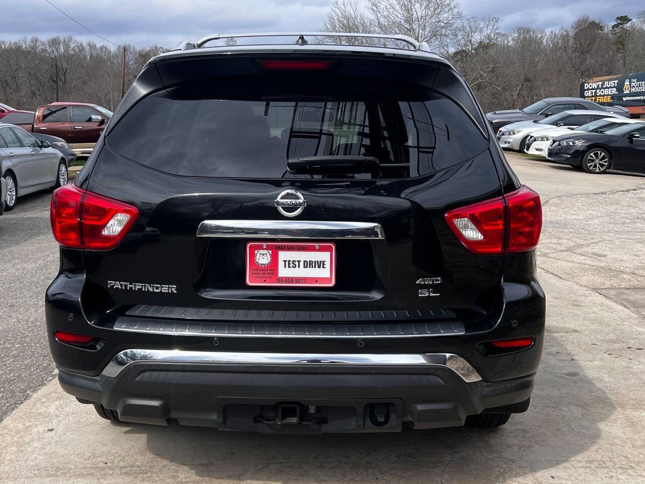 Used 2017 Nissan Pathfinder SL w/ SL Premium Package image 5