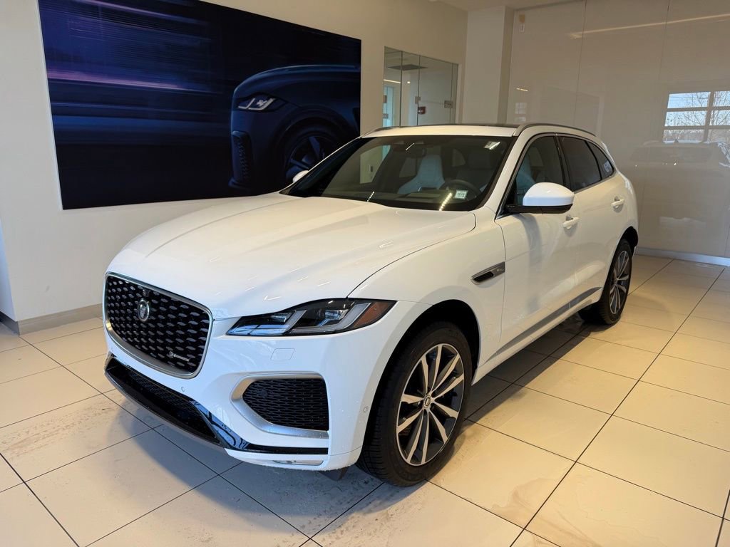 New 2025 Jaguar F-PACE R-Dynamic S image 1