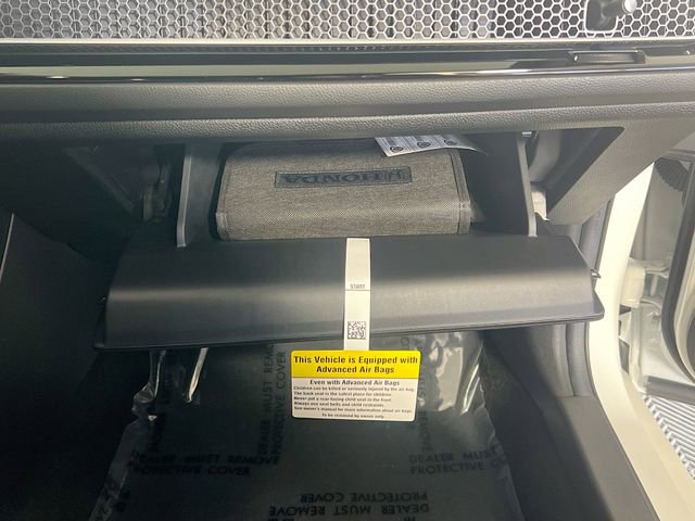Used 2025 Honda Civic Sport image 31