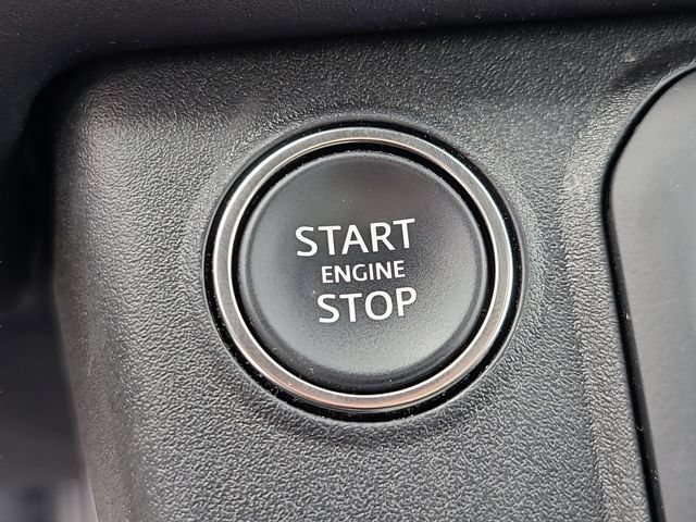 Used 2025 Land Rover Defender 110 S AWD/4WD image 29