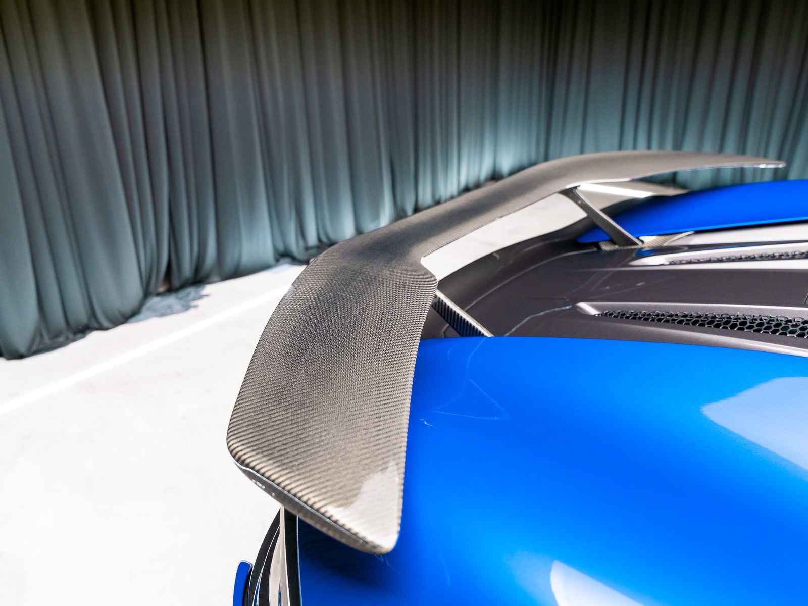 Used 2016 McLaren 570S Coupe RWD image 35