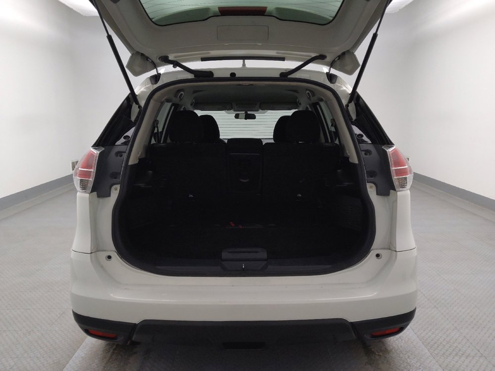 Used 2014 Nissan Rogue SV image 29