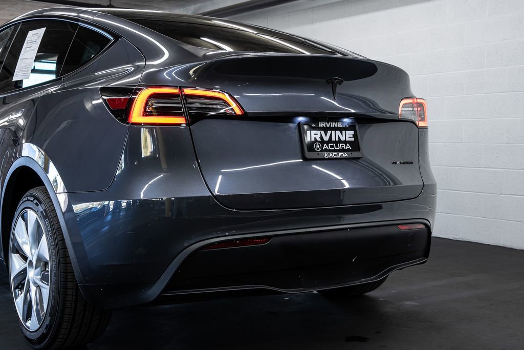 Used 2023 Tesla Model Y Long Range image 15