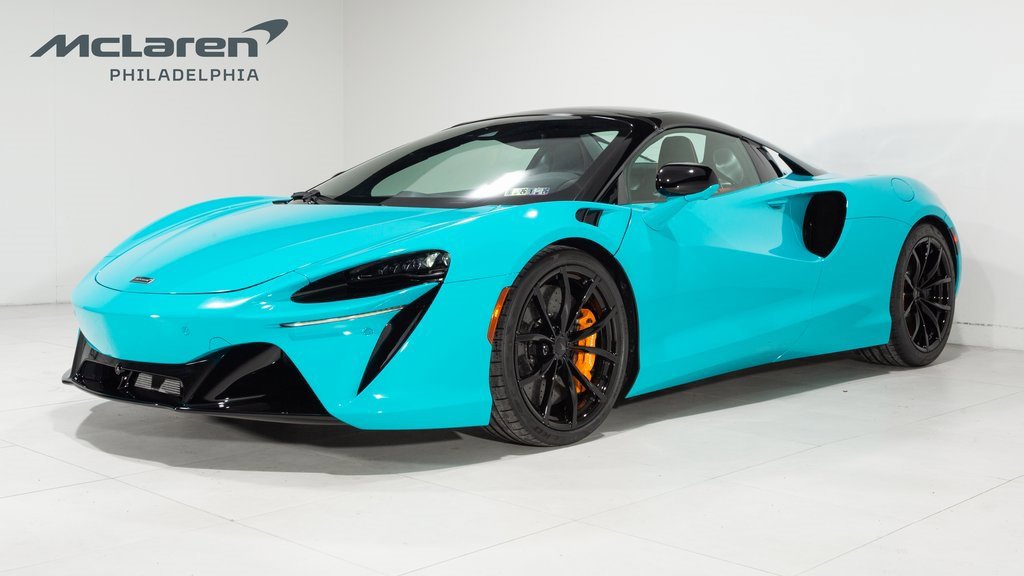New 2025 McLaren Artura Spider image 1