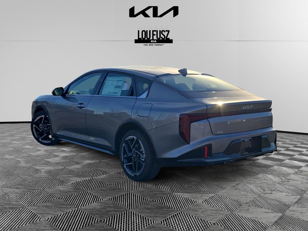 New 2025 Kia K4 GT-Line image 4