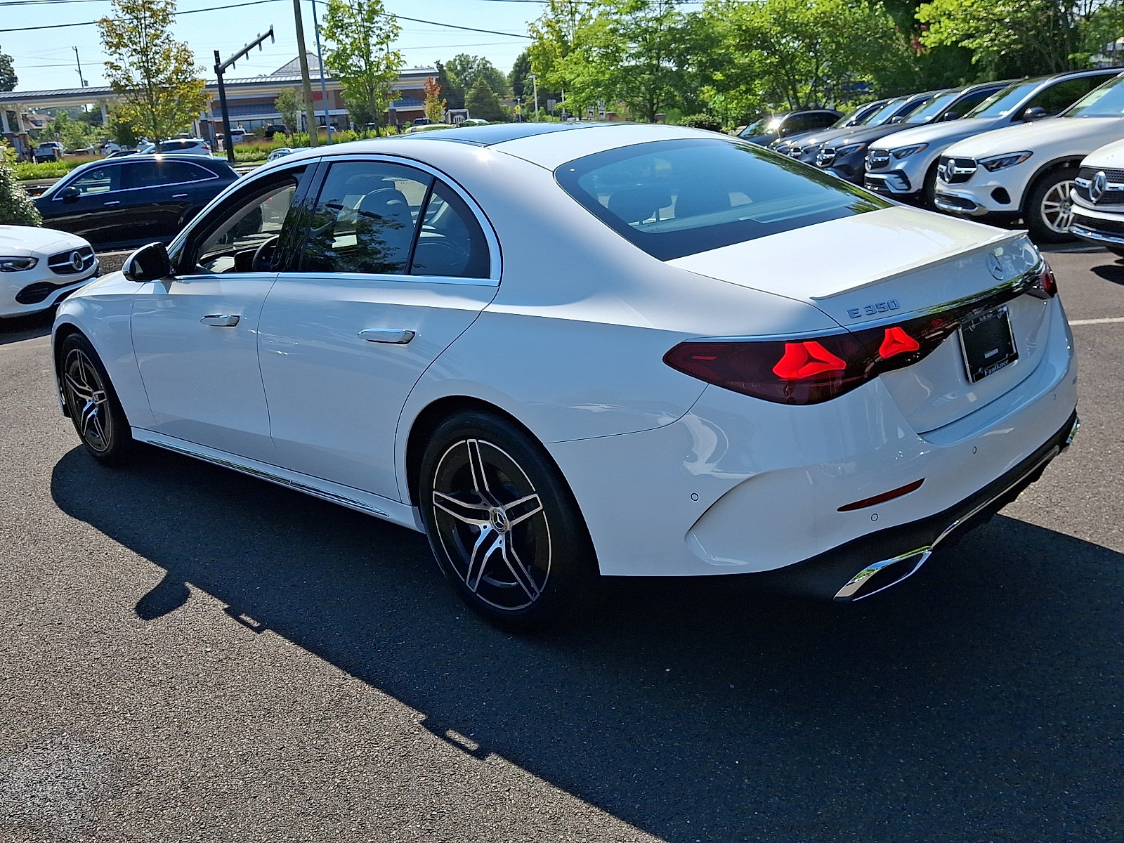 New 2026 Mercedes-Benz E 350 4MATIC Sedan image 4