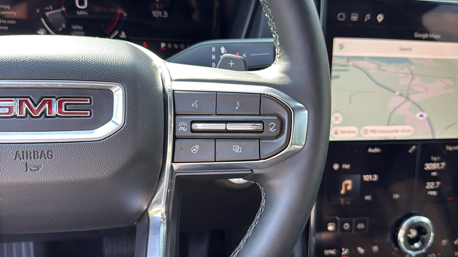 Certified 2026 GMC Terrain Elevation w/ Elevation Premium Package AWD/4WD image 17
