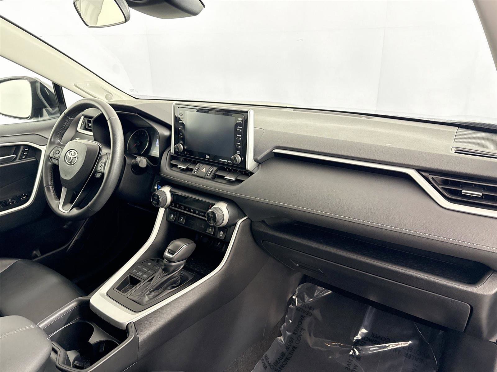 Certified 2020 Toyota RAV4 XLE Premium image 54