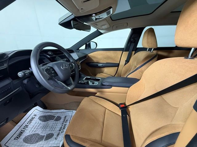Used 2023 Lexus RZ 450e Premium w/ Cold Area Package AWD/4WD image 5