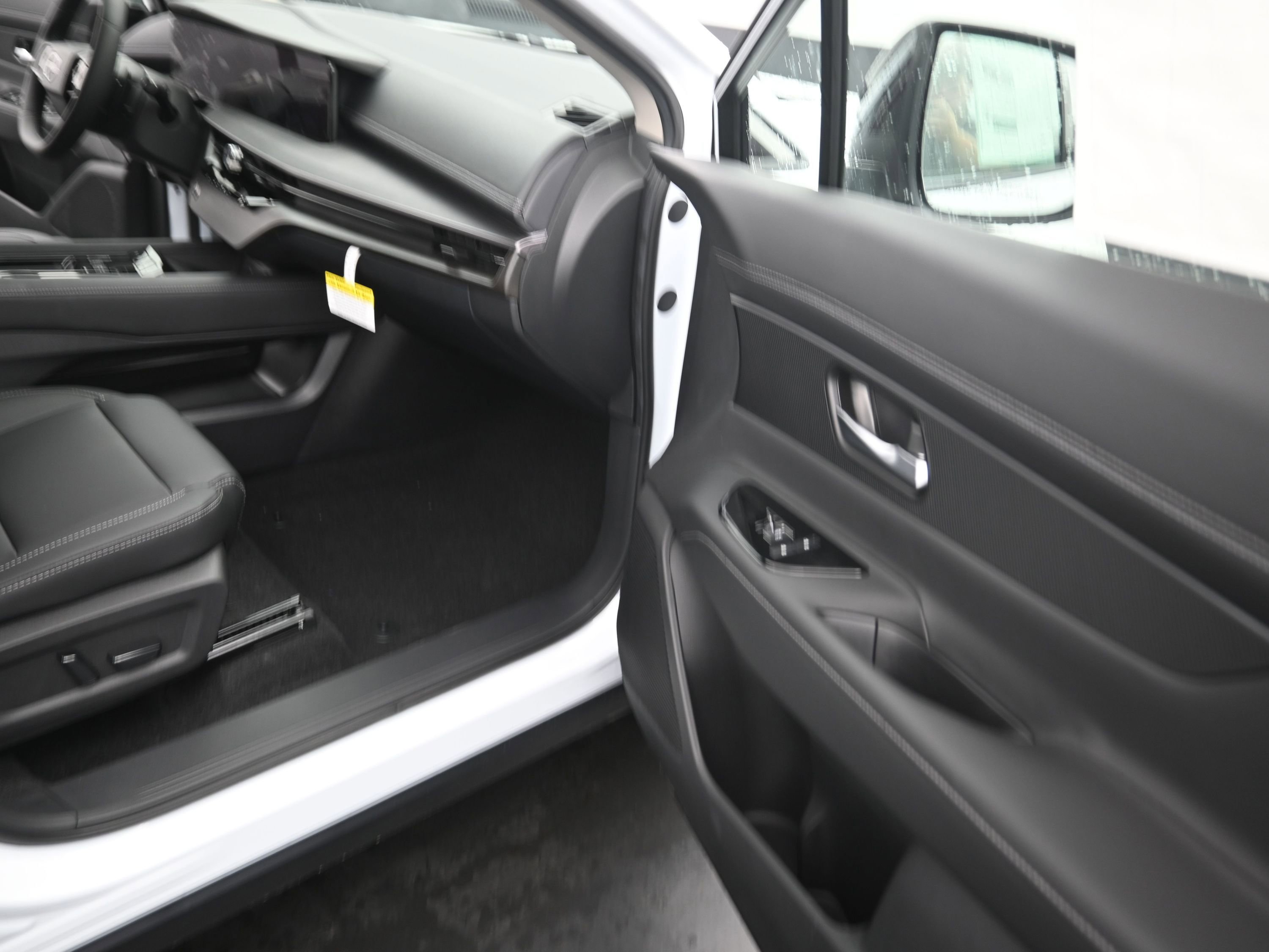 New 2025 Nissan Murano SV image 20