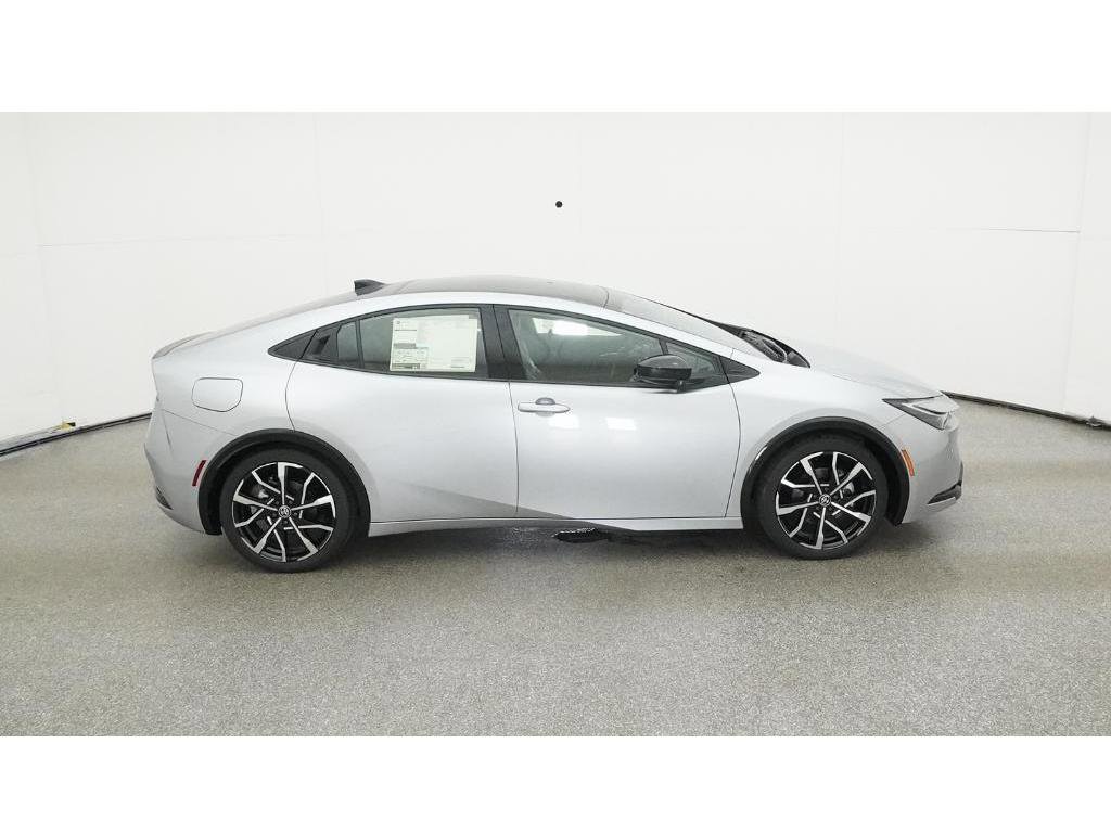 New 2026 Toyota Prius Plug-In Hybrid image 11