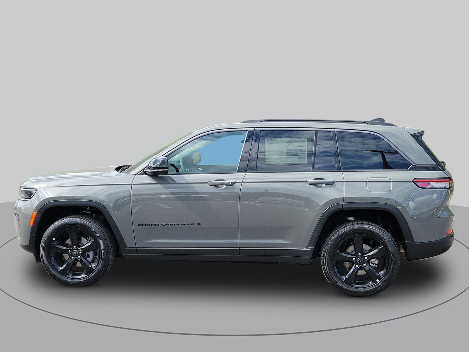 New 2027 Jeep Grand Cherokee Limited RWD image 6
