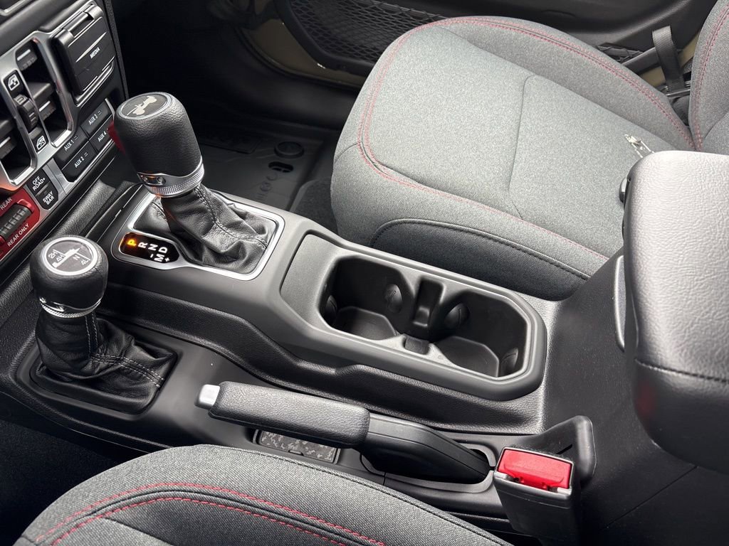 New 2026 Jeep Wrangler Unlimited Rubicon AWD/4WD image 18