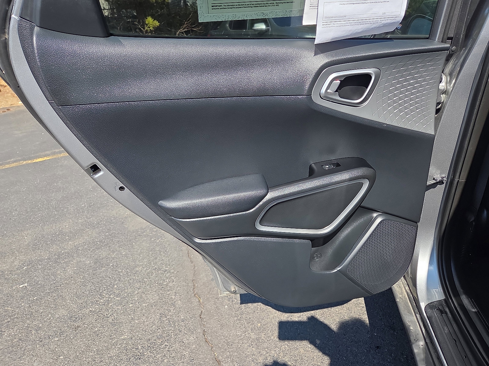 Used 2025 Kia Soul image 21