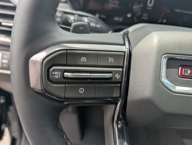 New 2026 GMC Acadia AT4 w/ Luxury Package AWD/4WD image 17