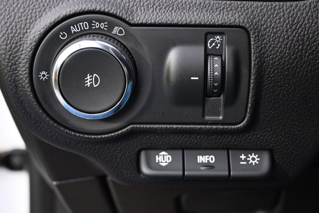 Used 2020 Buick Envision Premium w/ Driver Confidence Package AWD/4WD image 25