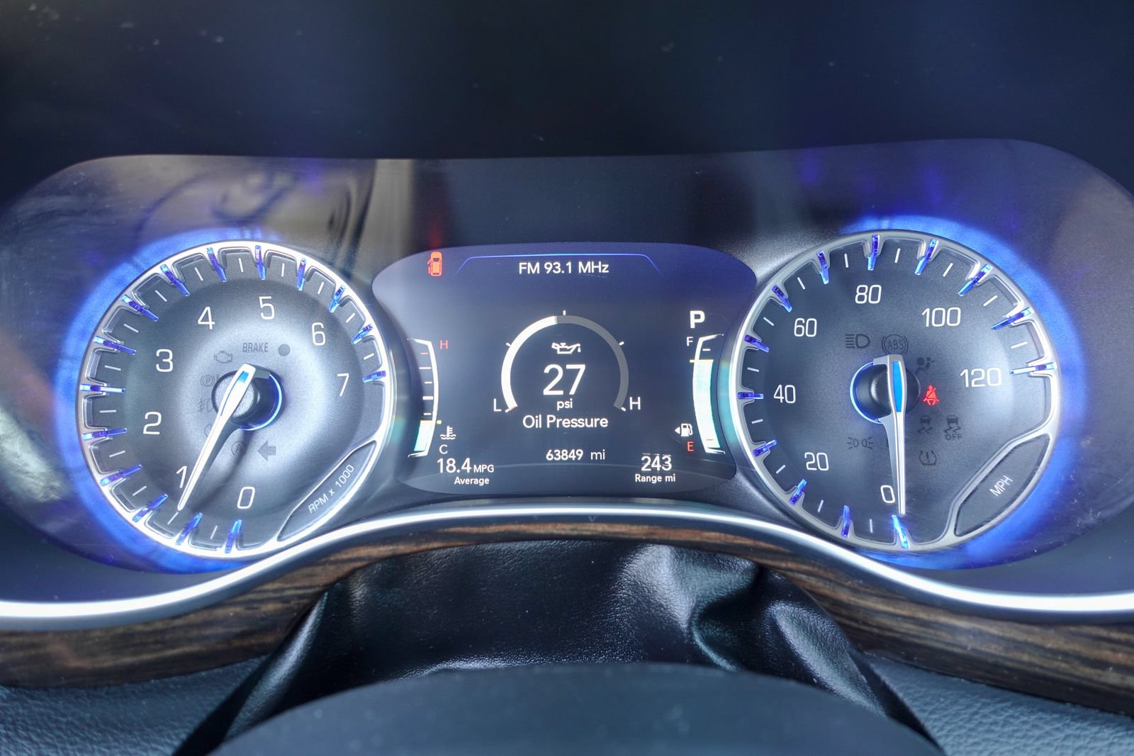 Used 2023 Chrysler Pacifica Limited FWD image 18