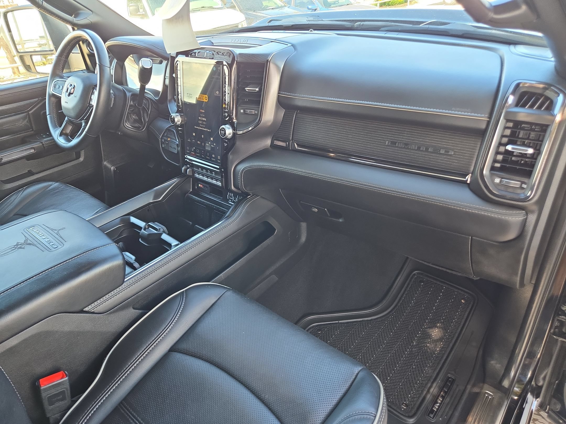 Used 2024 RAM 2500 Limited AWD/4WD image 25