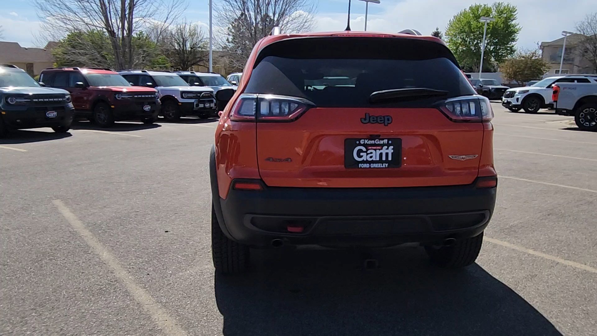 Used 2021 Jeep Cherokee Trailhawk AWD/4WD image 17