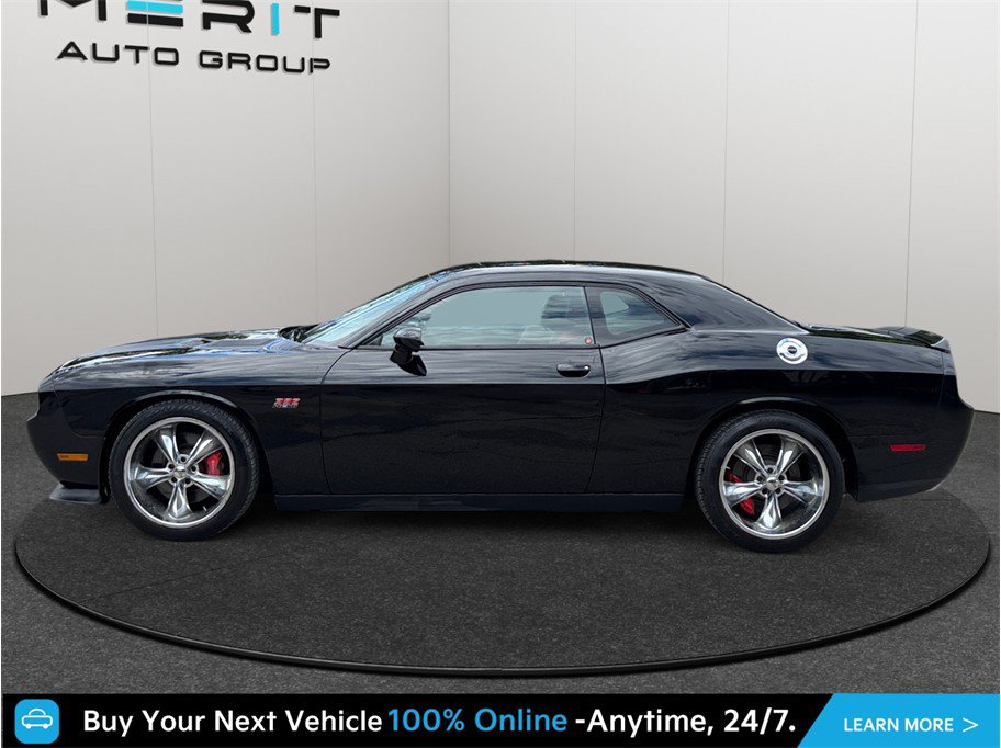 Used 2012 Dodge Challenger SRT8 w/ Premium Sound Group RWD image 5