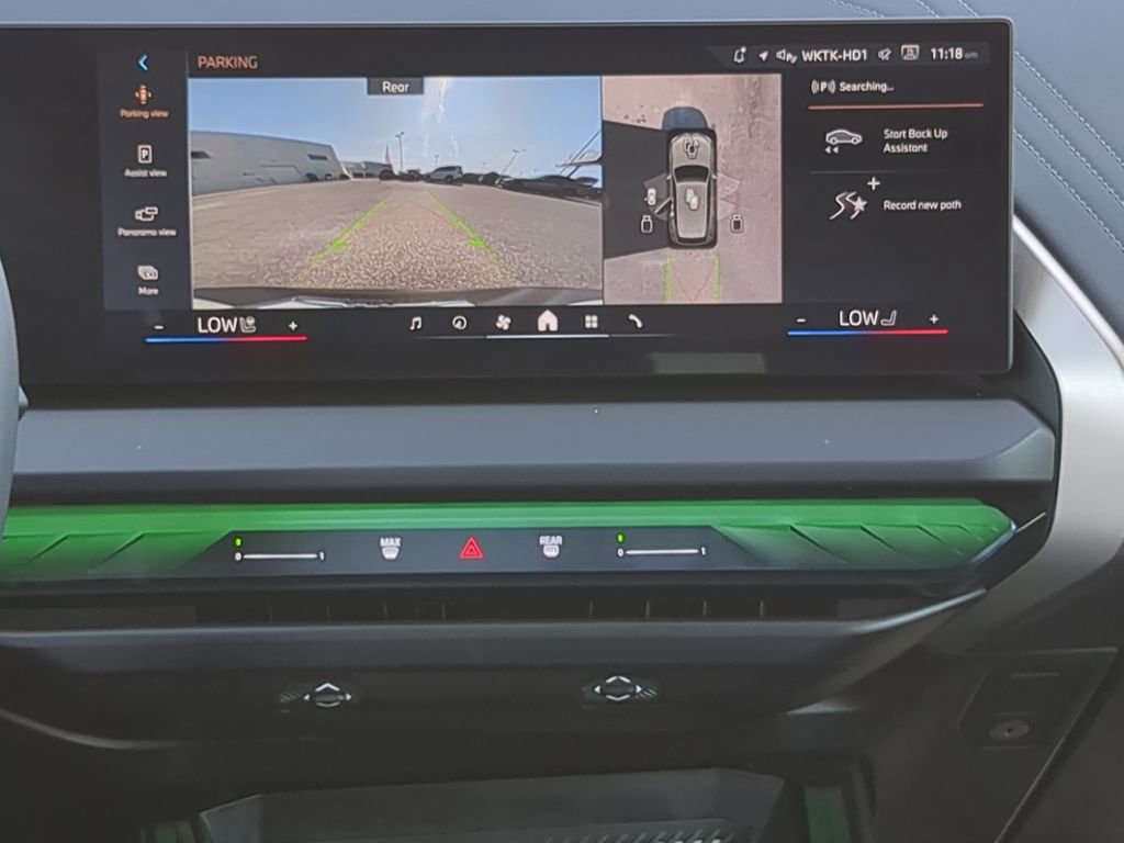 Used 2025 BMW X3 xDrive30i w/ Premium Package image 24