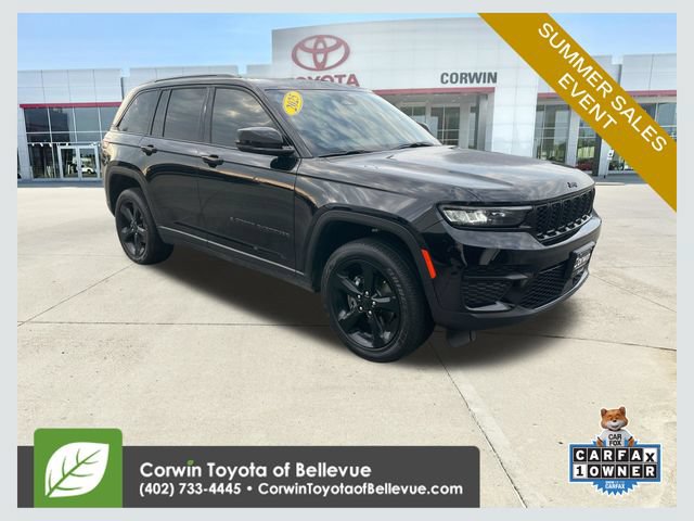 Used 2025 Jeep Grand Cherokee Altitude