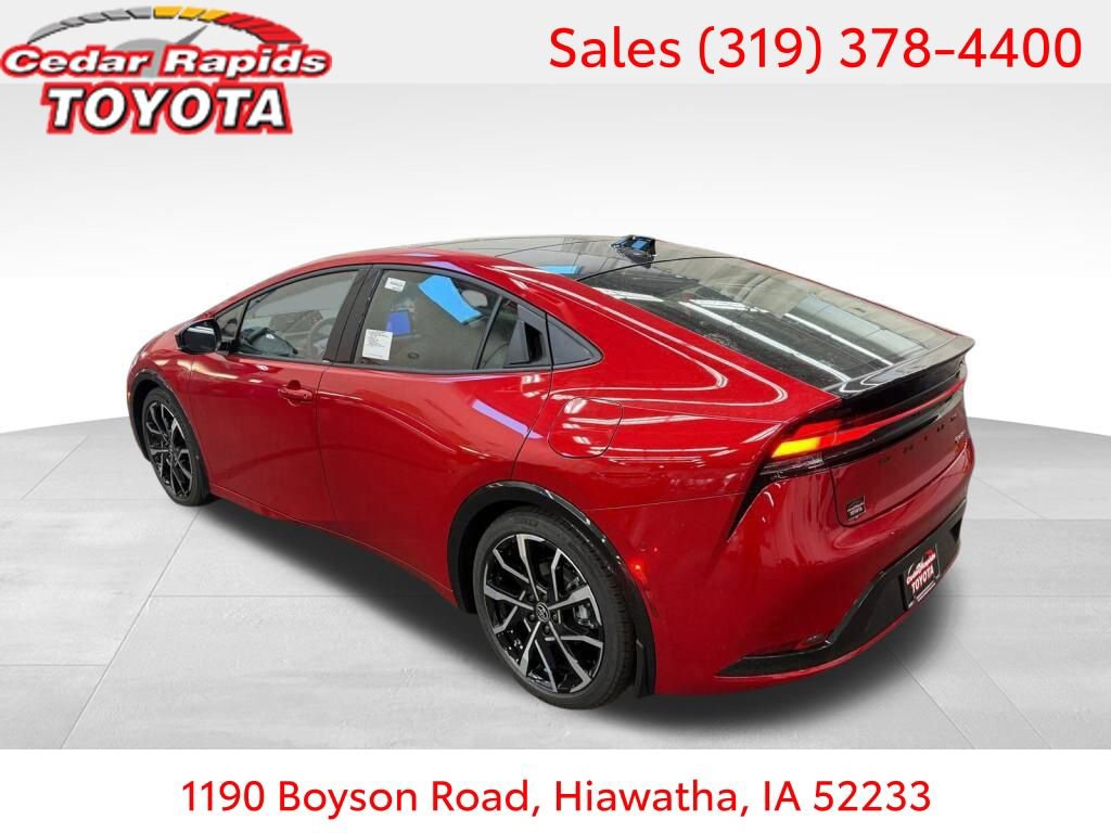 New 2026 Toyota Prius Plug-In Hybrid video 2