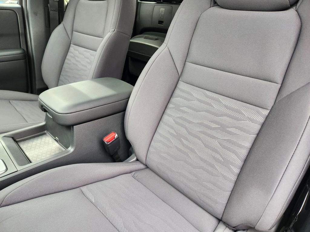 New 2026 Nissan Frontier S image 8