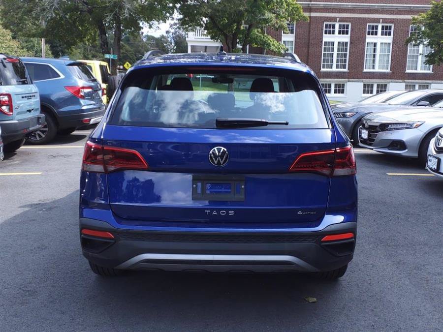 Used 2023 Volkswagen Taos S AWD/4WD image 4