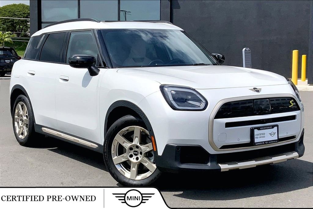 Certified 2025 MINI Cooper Countryman SE w/ Comfort Package Max