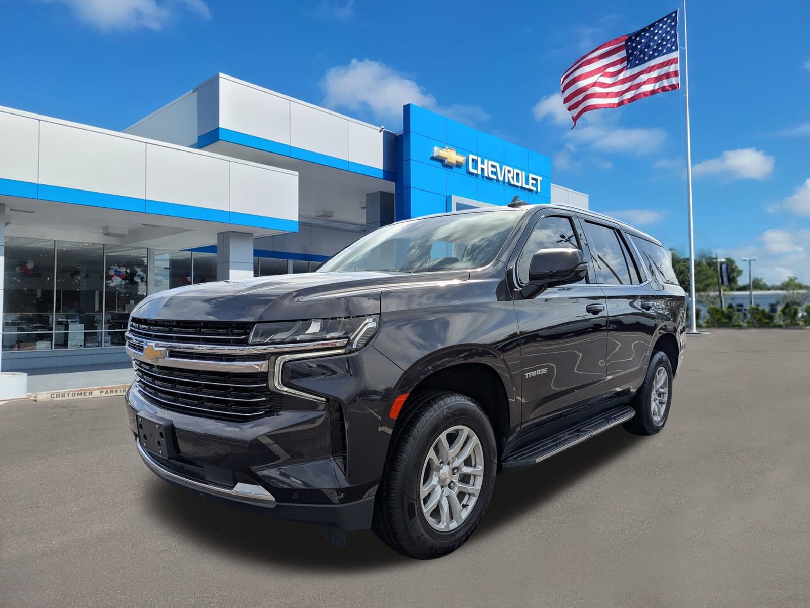 Used 2022 Chevrolet Tahoe LT w/ Luxury Package image 8