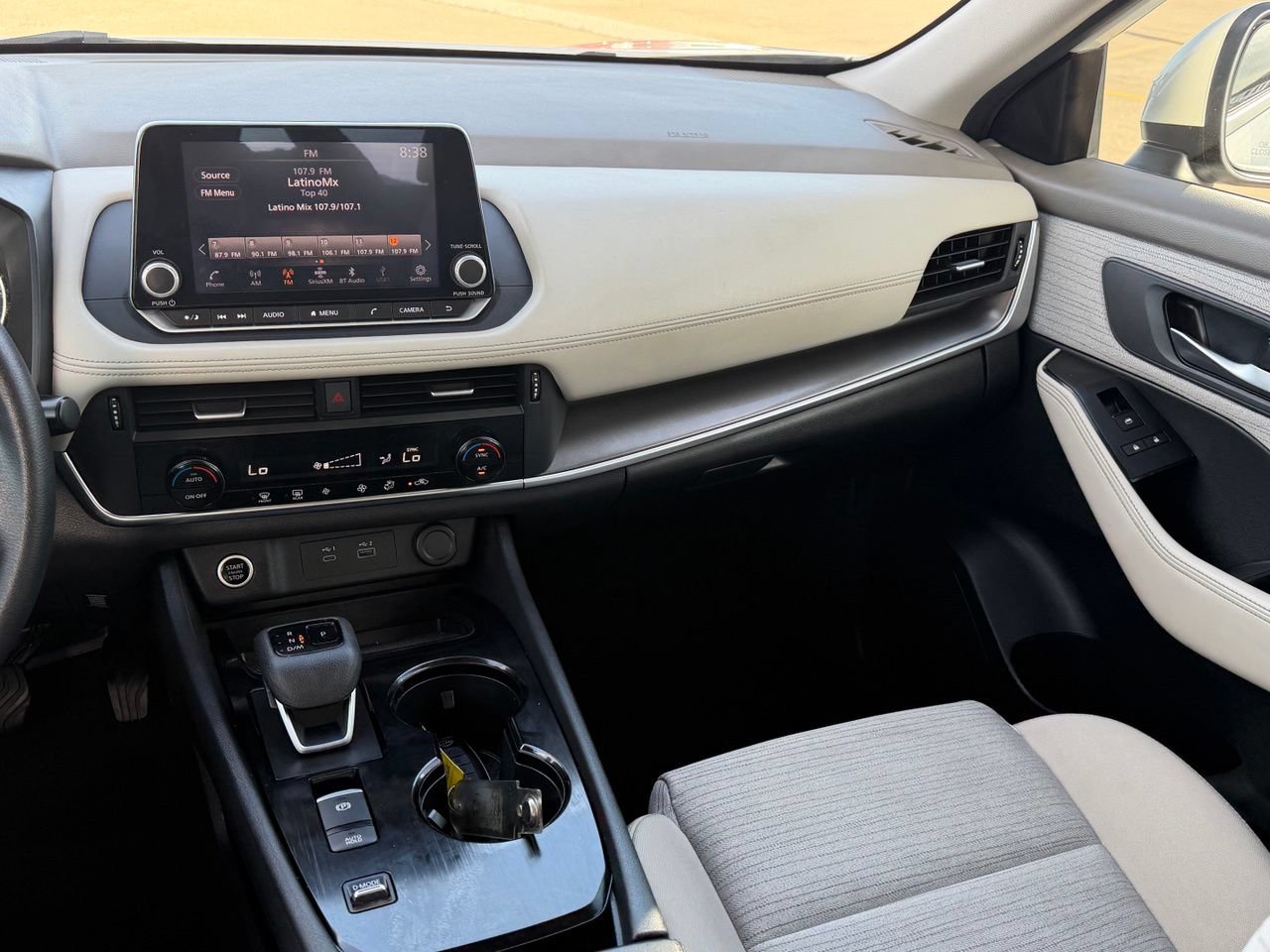 Certified 2023 Nissan Rogue SV FWD image 14