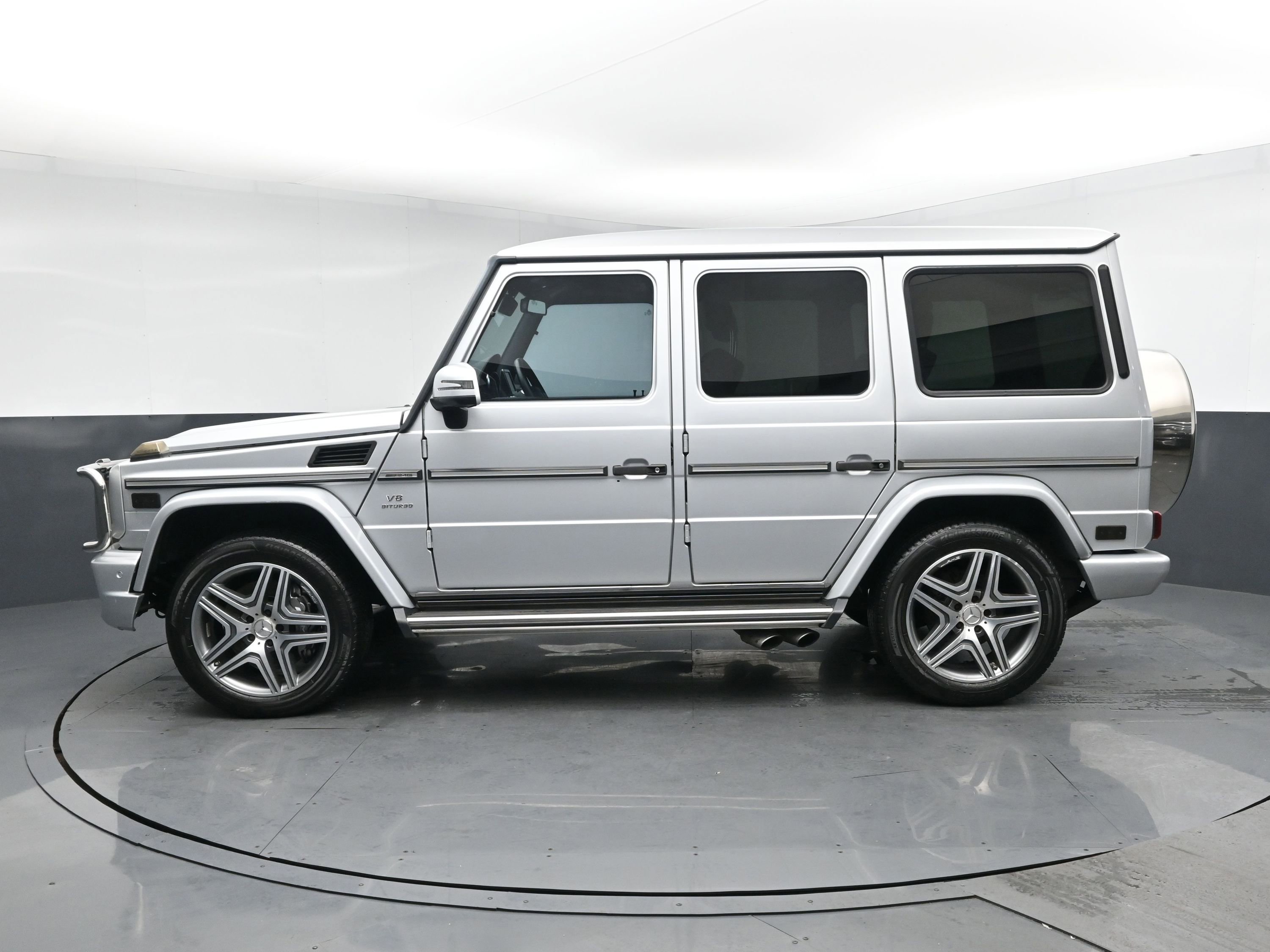 Used 2015 Mercedes-Benz G 63 AMG 4MATIC image 3