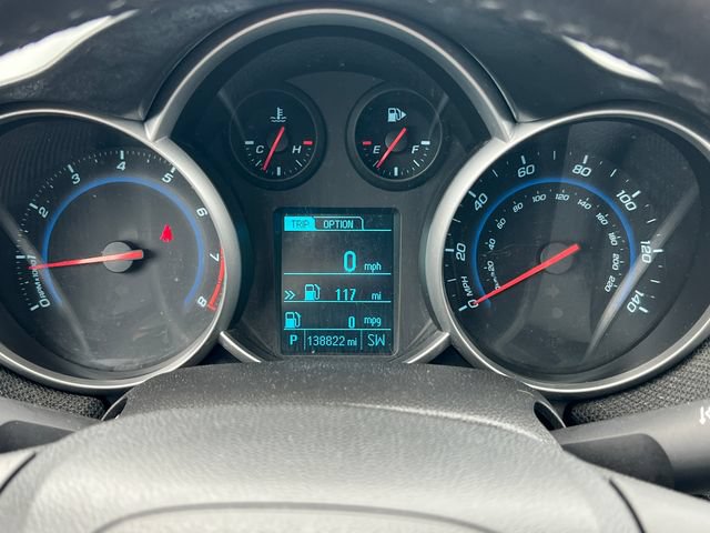 Used 2015 Chevrolet Cruze LT FWD image 17